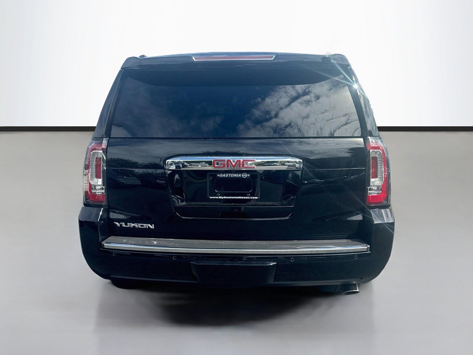 Used 2019 GMC Yukon Denali w/ Denali Ultimate Package AWD/4WD image 6