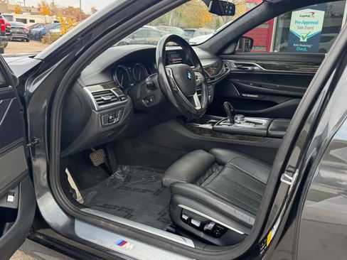 Used 2016 BMW 750i xDrive image 15