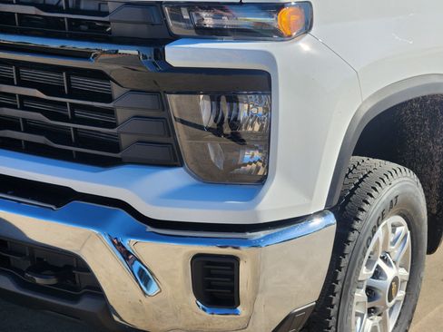 New 2026 Chevrolet Silverado 2500 W/T w/ WT Convenience Package image 16