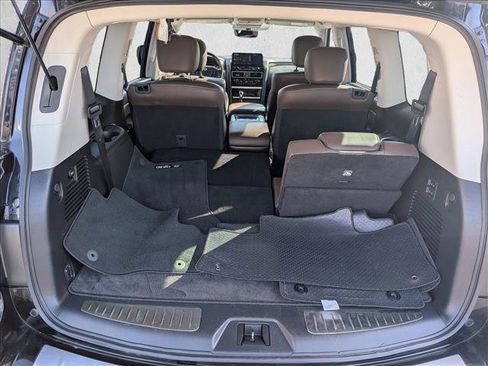 Used 2023 INFINITI QX80 Premium Select w/ Cargo Package image 23