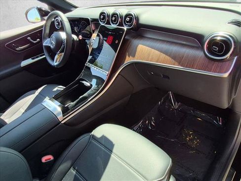 Used 2026 Mercedes-Benz GLC 300 image 22
