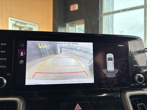 Used 2022 Kia Sorento S w/ Panoramic Sunroof Package image 25