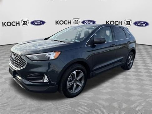 Used 2024 Ford Edge SEL w/ Convenience Package image 3