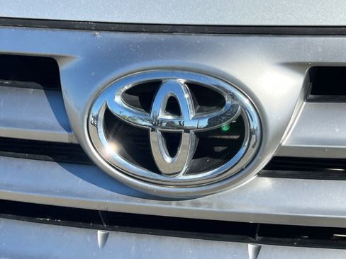 Used 2013 Toyota Highlander Limited image 10