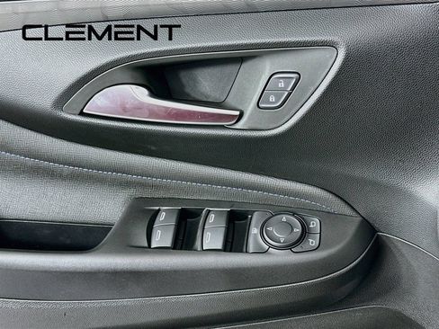 Used 2024 Buick Envista Sport Touring w/ Convenience I Package FWD image 26
