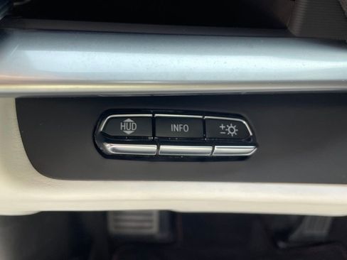 Used 2023 Chevrolet Corvette Stingray Premium Conv image 10