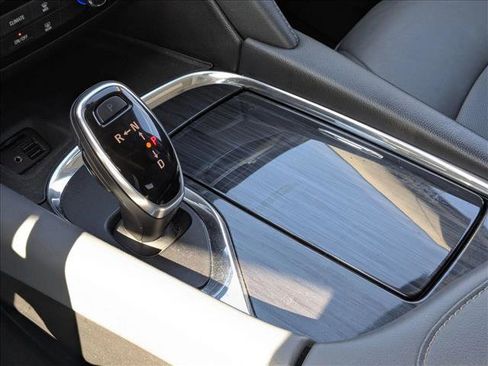 Used 2020 Buick Enclave Essence w/ LPO, Floor Liner Package image 10