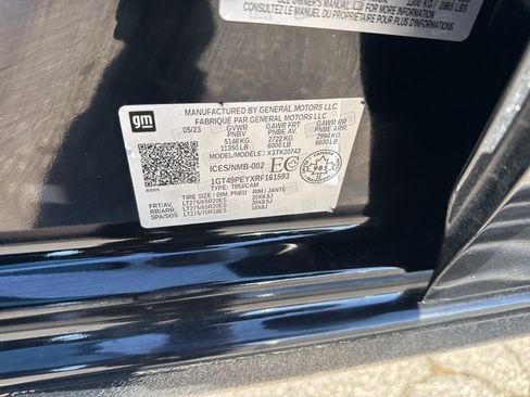 Used 2024 GMC Sierra 2500 AT4 w/ AT4 Premium Plus Package image 43