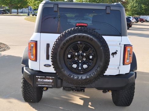 Used 2022 Ford Bronco Wildtrak image 28