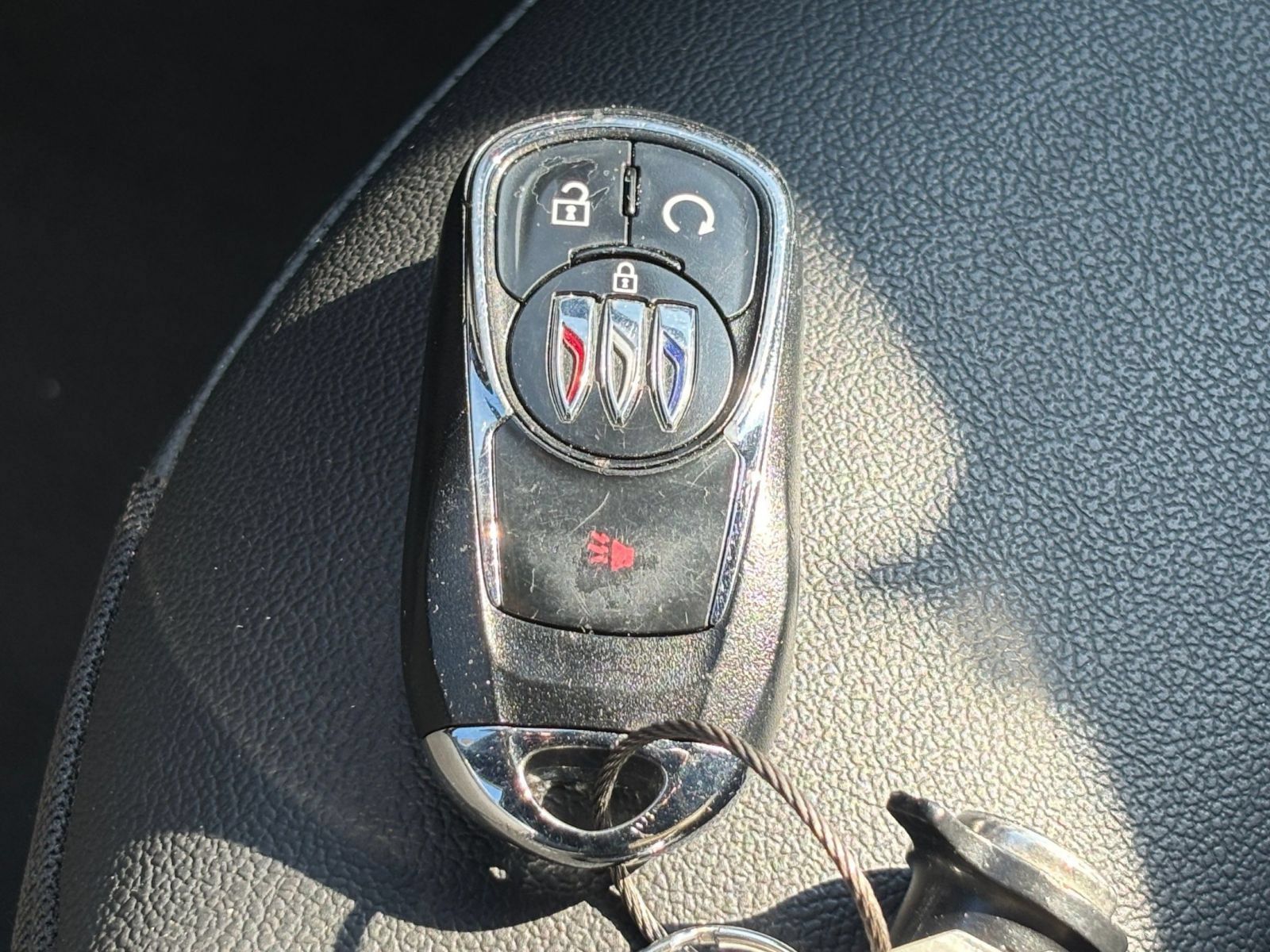 Used 2025 Buick Envista Sport Touring FWD image 22