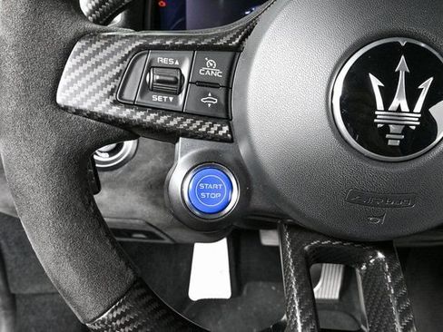 Used 2023 Maserati MC20 Coupe image 14