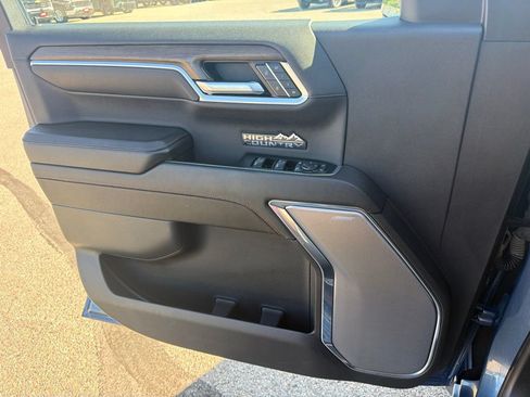Certified 2024 Chevrolet Silverado 1500 High Country w/ LPO, Dark Essentials Package AWD/4WD image 28