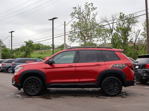 Certified 2022 Honda Passport TrailSport image 4