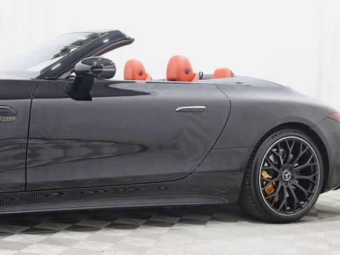 Used 2022 Mercedes-Benz SL 63 AMG 4MATIC image 5