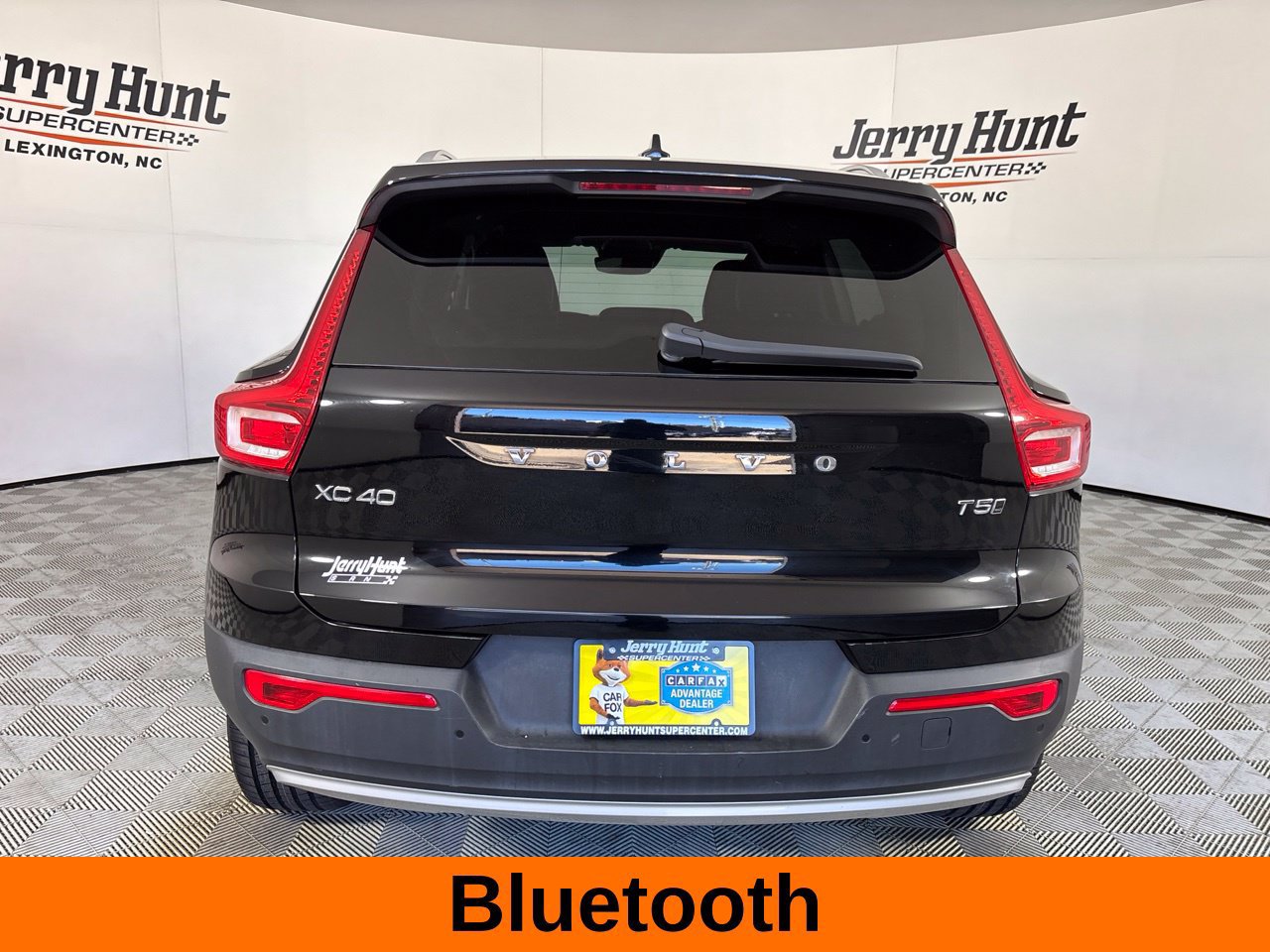 Used 2019 Volvo XC40 T5 Momentum AWD/4WD image 7