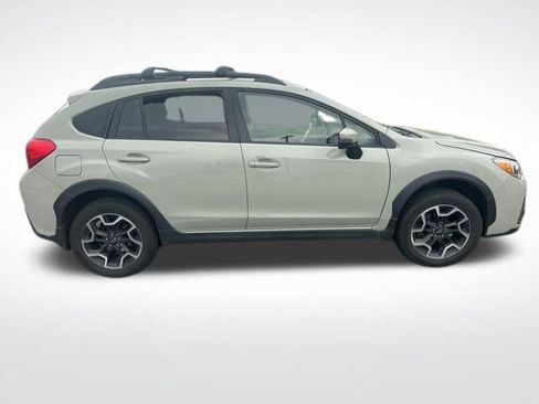Used 2017 Subaru Crosstrek 2.0i Limited w/ Popular Package #2 image 5