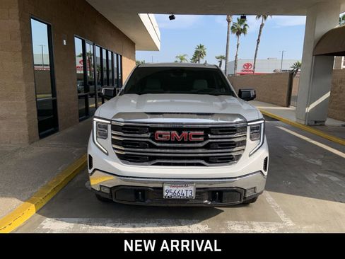 Certified 2023 GMC Sierra 1500 SLT w/ SLT Premium Package image 1