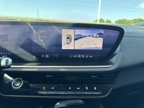 Used 2024 Buick Envision Sport Touring AWD/4WD image 31
