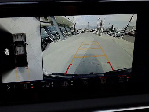 Used 2025 GMC Sierra 3500 AT4 w/ AT4 Premium Plus Package image 17