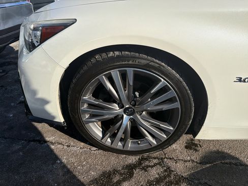Used 2019 INFINITI Q50 Sport image 14