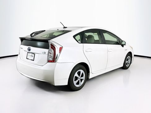 Used 2014 Toyota Prius Three w/ Solar Roof Package image 9