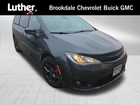 Used 2019 Chrysler Pacifica Touring-L Plus w/ Advanced Safetytec Group FWD image 1