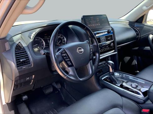 Used 2022 Nissan Armada SV RWD image 18