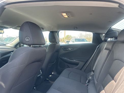 Used 2025 Chevrolet Malibu LT image 18