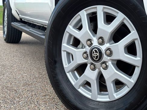 Used 2025 Toyota Tacoma SR RWD image 2
