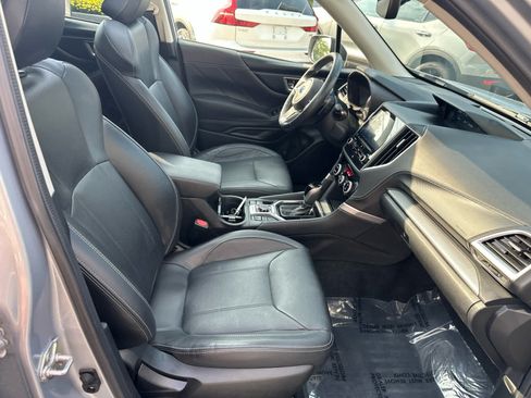 Used 2021 Subaru Forester Limited AWD/4WD image 38