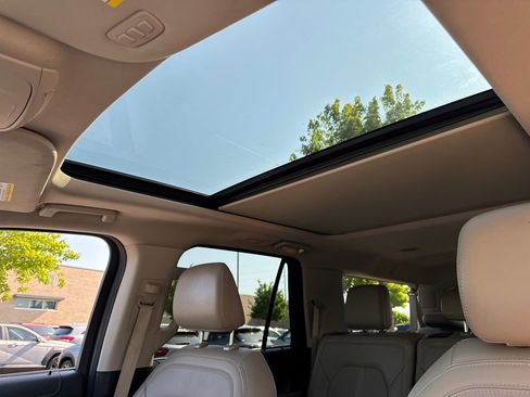 Used 2024 Ford Expedition Max Limited RWD image 34