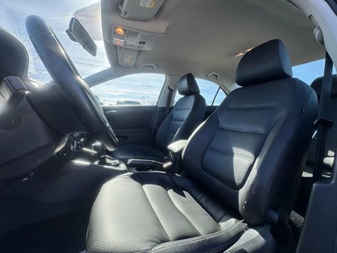 Used 2011 Volkswagen Jetta SE image 29