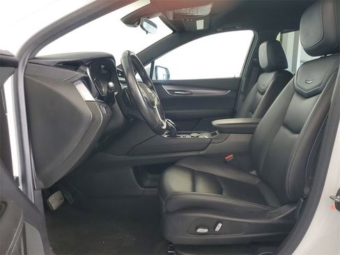 Used 2023 Cadillac XT5 Luxury image 11