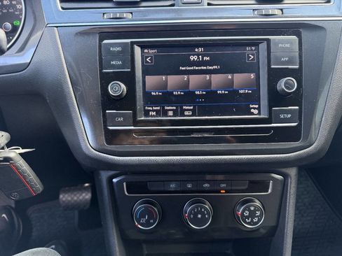 Used 2018 Volkswagen Tiguan S w/ 3rd Row Seat Package image 38