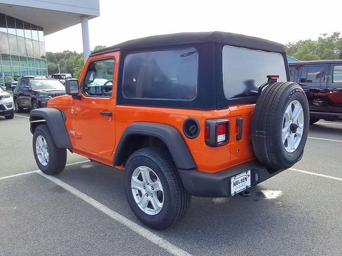 Used 2018 Jeep Wrangler Sport AWD/4WD image 28
