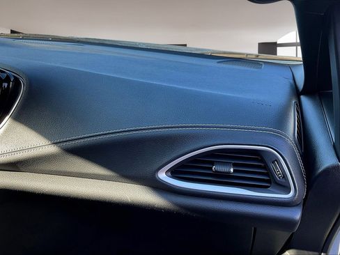 New 2026 Chrysler Pacifica Select image 26