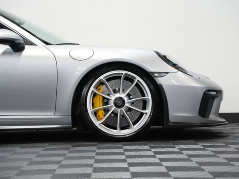 Used 2018 Porsche 911 GT3 image 59