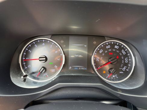 Used 2021 Toyota RAV4 XLE AWD/4WD image 11