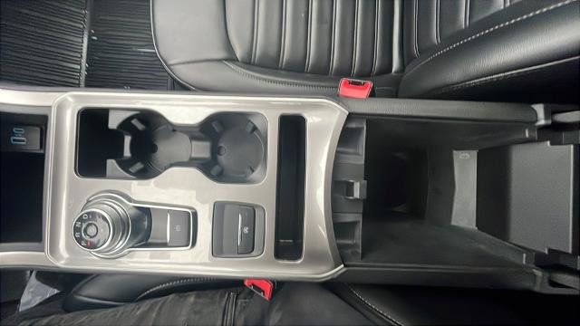 Certified 2024 Ford Edge SEL AWD/4WD image 13