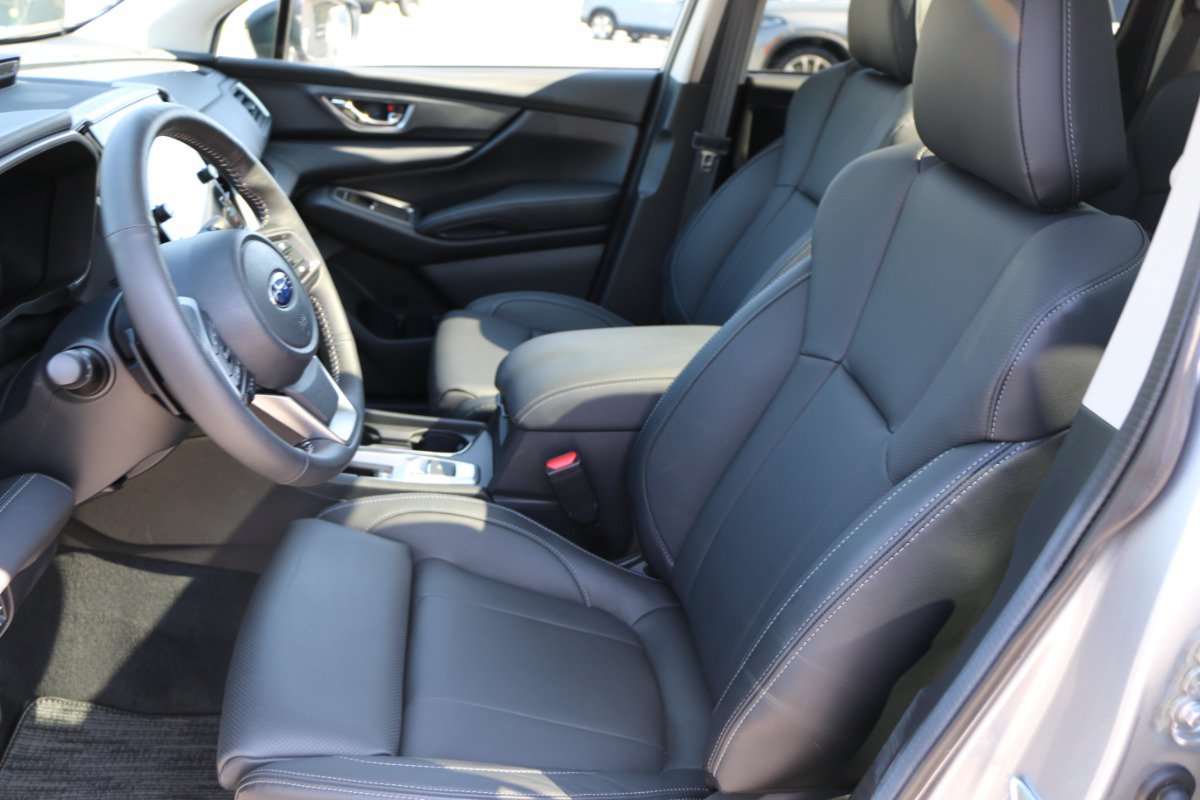 Used 2026 Subaru Ascent Limited AWD/4WD image 30