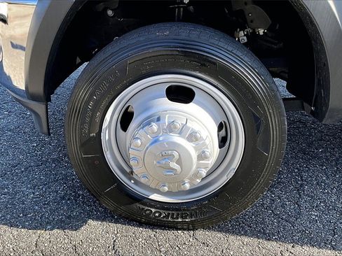 Used 2024 RAM 5500 Tradesman image 26