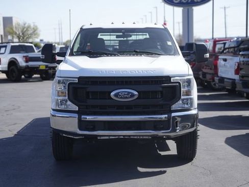 Used 2022 Ford F350 XL w/ Power Equipment Group image 3