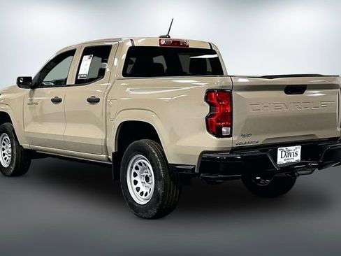 Used 2024 Chevrolet Colorado W/T image 5