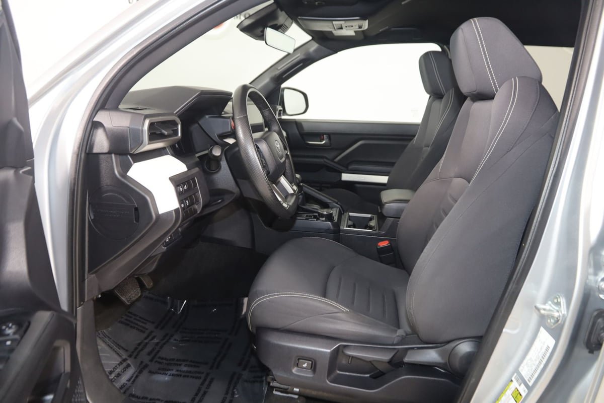 Used 2024 Toyota Tacoma TRD Off-Road AWD/4WD image 10