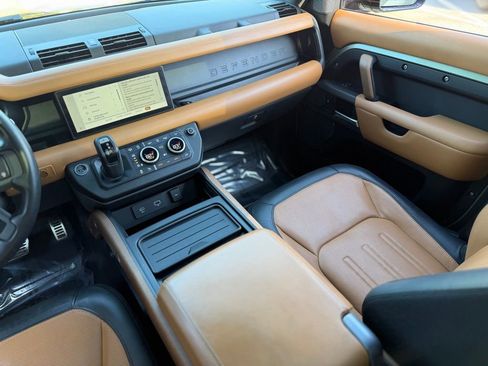 Used 2020 Land Rover Defender 110 X image 41
