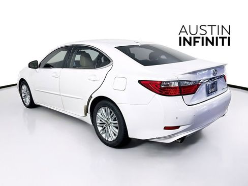Used 2013 Lexus ES 350 w/ Luxury Pkg FWD image 5