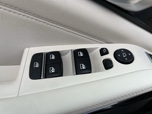 Used 2020 BMW X5 sDrive40i w/ M Sport Package RWD image 15