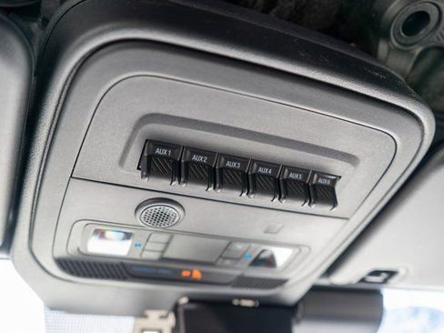 New 2025 Ford Bronco Badlands AWD/4WD image 31