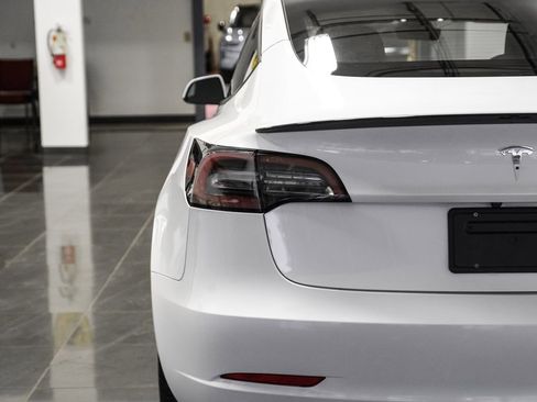 Used 2023 Tesla Model 3 Standard Range RWD image 44