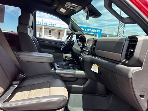 Used 2025 Chevrolet Silverado 1500 ZR2 AWD/4WD image 30